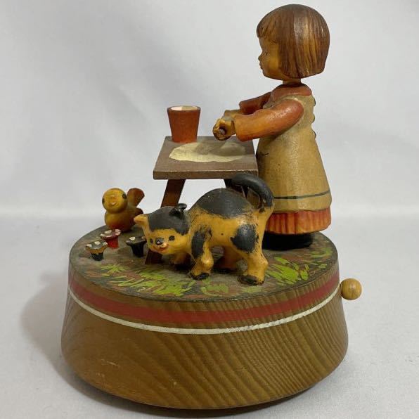 Nn0606 329 遺品整理 蔵出し 当時物 Anri アンリ オルゴール 木製 回転オルゴール 曲 Sing アンティーク ビンテージ 1円 オルゴール 売買されたオークション情報 Yahooの商品情報をアーカイブ公開 オークファン Aucfan Com