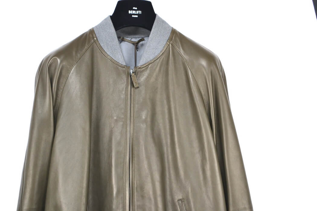 新品同様 定価84.1万円 ベルルッティ ウール×ラムレザーボンバー