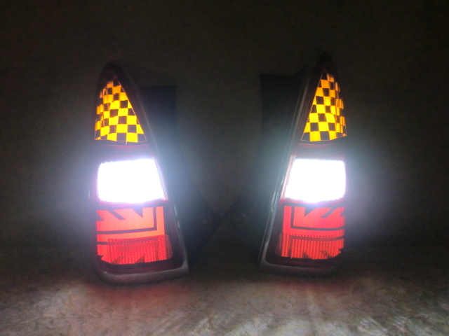 ダイハツ ミラジーノ L650S アクリルテール LED(テールライト)｜売買