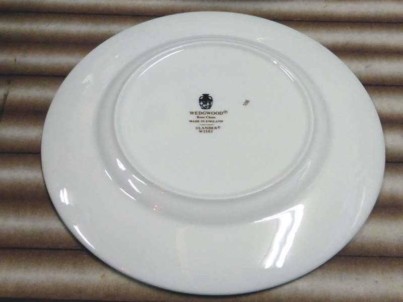 ウェッジウッド ユーランダー WEDGWOOD ULANDER カップ&amp;ソーサー スープカップ＆ソーサー WEDGWOOD ウェッジウッド ユーランダーパウダー ターコイズ ULANDER 中皿 デザートプレート W1503 直径17.8cm×高さ1.5cm 6枚 綺麗です