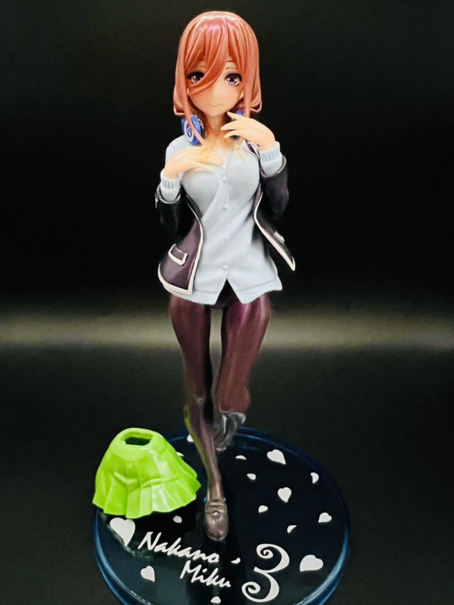 五等分の花嫁　中野三玖　フィギュア　リペイント 艶々 艶肌仕上げ リペイント 五等分の花嫁 Coreful フィギュア 中野三