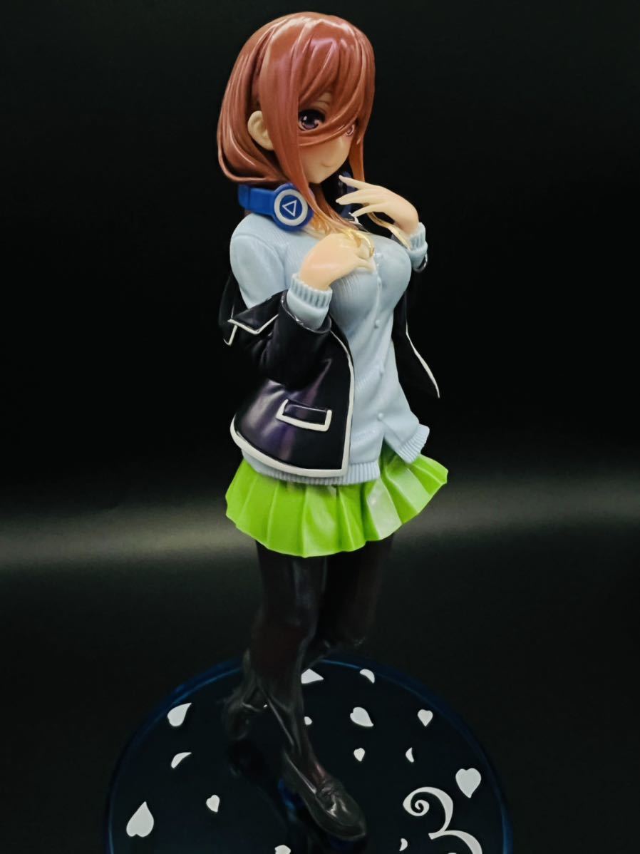 艶々 艶肌仕上げ リペイント 五等分の花嫁 Coreful フィギュア 中野三