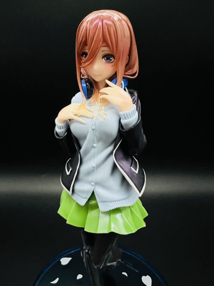 艶々 艶肌仕上げ リペイント 五等分の花嫁 Coreful フィギュア 中野三