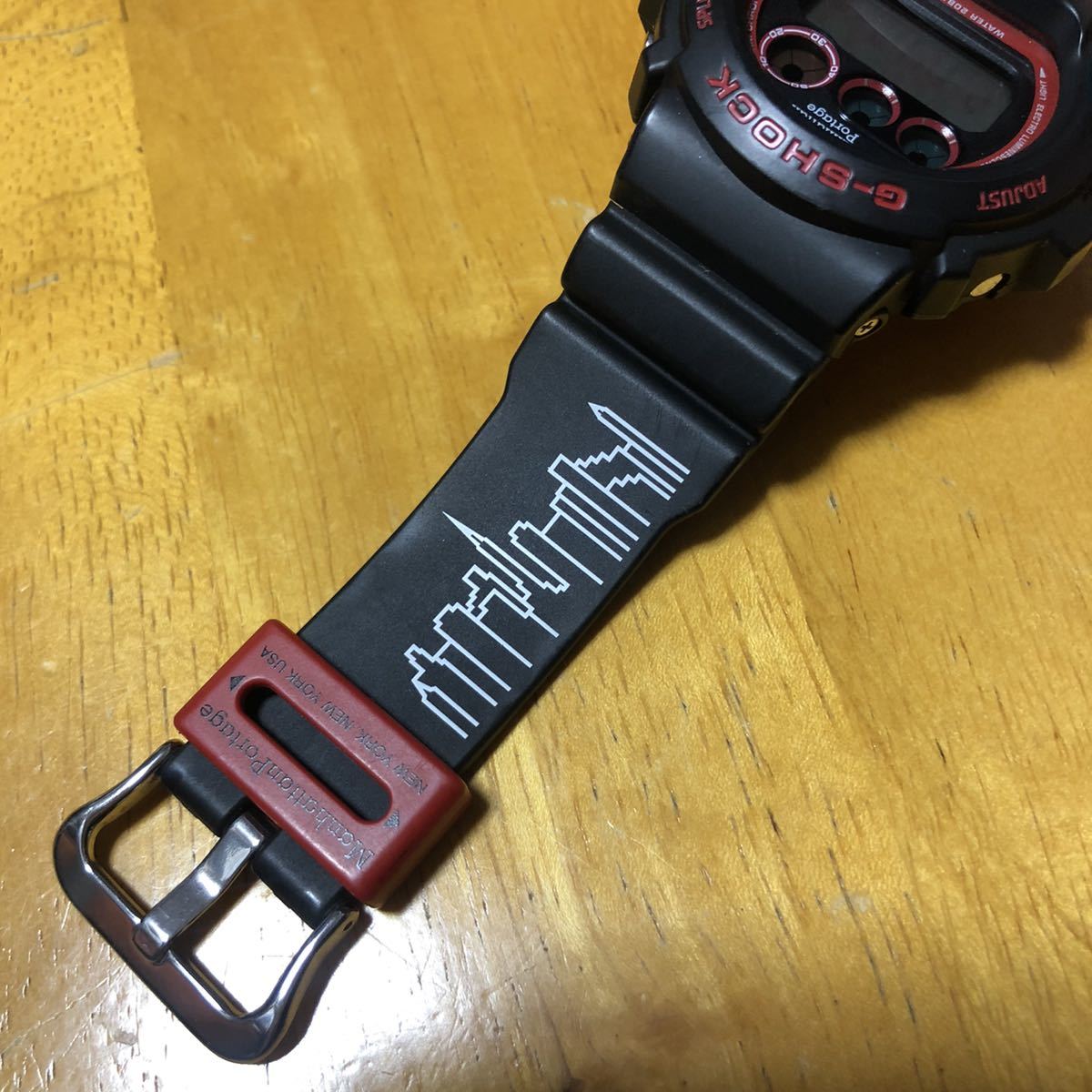 DW-6900FS 中古G-SHOCK × メンズ 激レア☆G-SHOCK マンハッタン