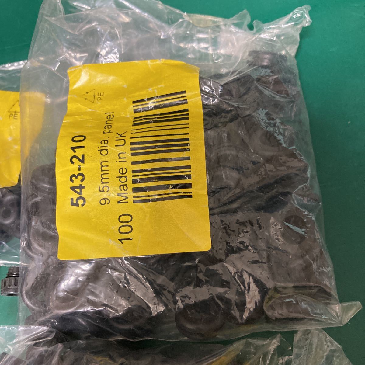 ストック 電子部品 ゴム足 ゴムブッシュ ケーブルグランド 在庫品 電子部品 売買されたオークション情報 Yahooの商品情報をアーカイブ公開 オークファン Aucfan Com