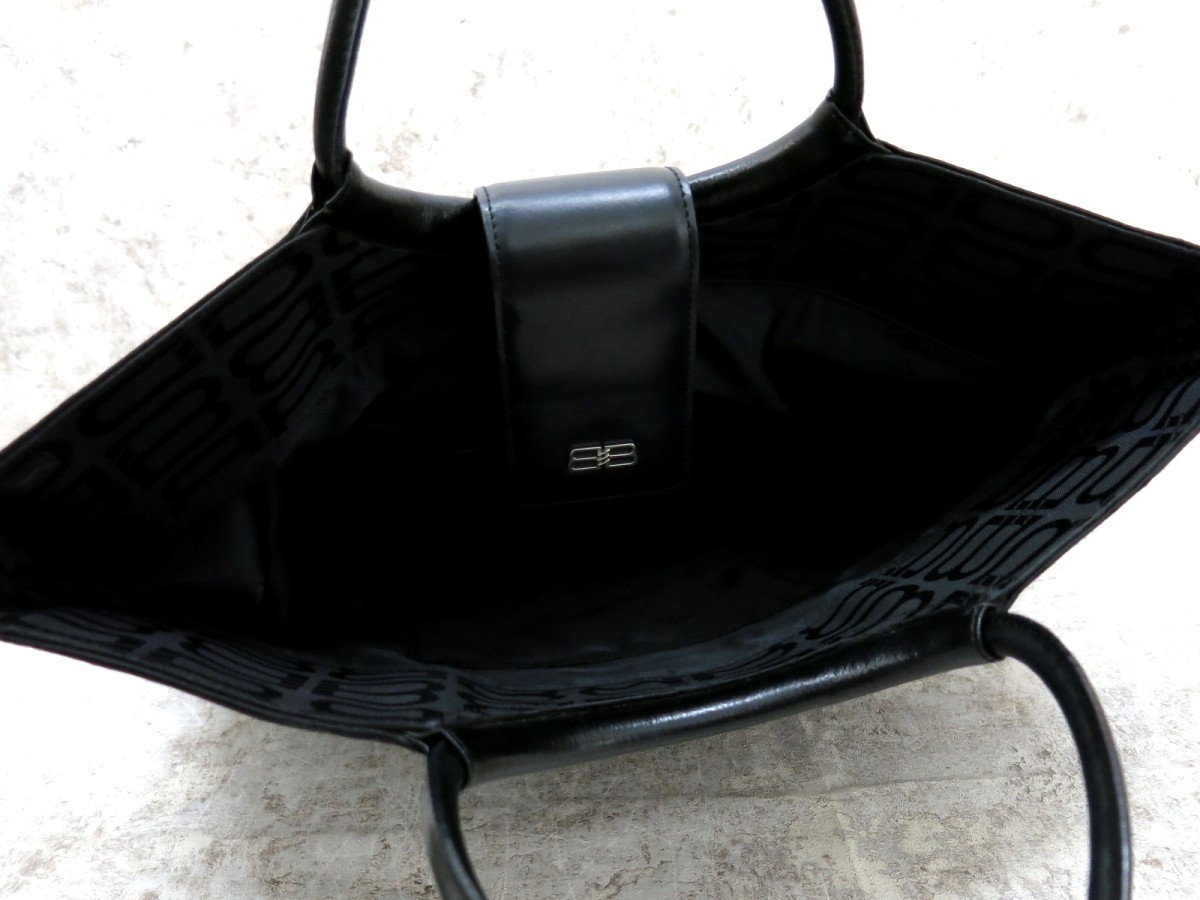 □美品□BALENCIAGA バレンシアガ□メンズ□BBロゴ 金具□ロゴ総柄 