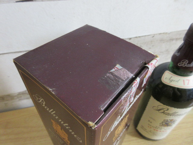 あす楽在庫 ※2L6-3『未開栓 古酒 Ballantine's 17年 43％ 750ml