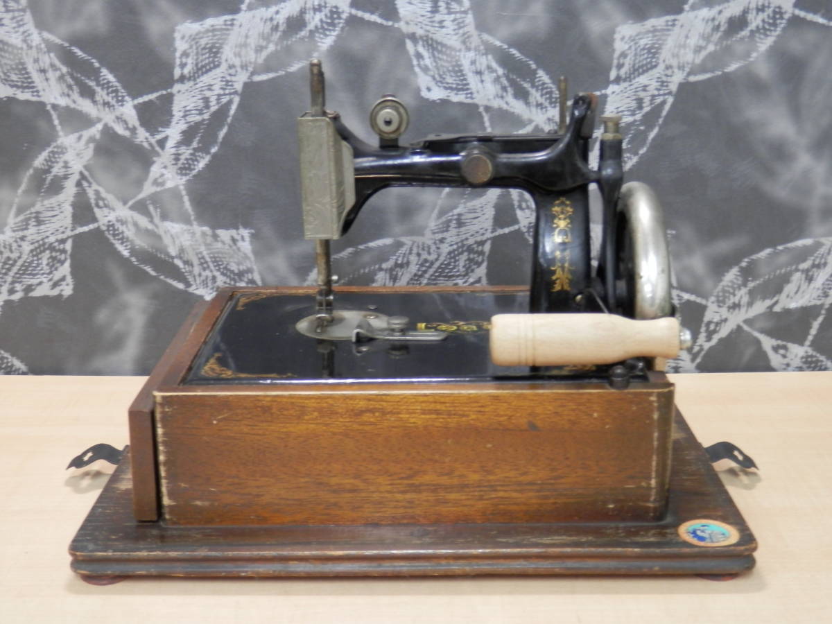 LEAD リード 手巻きミシン 木製ケース付き アンティーク調 レトロ  