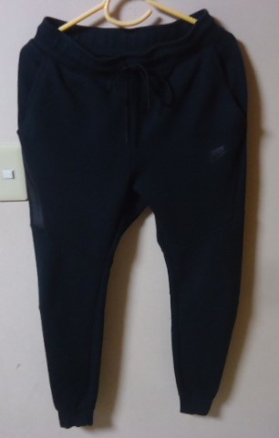  Sサイズ/NIKEナイキ/TECH FLEECE/旧テックフリース/JOGGER PANT/ジョガーパンツ/スウェットパンツ/ブラック黒(ボトムス)｜売買されたオークション情報、yahooの商品情報をアーカイブ公開 - オークフ 男性用