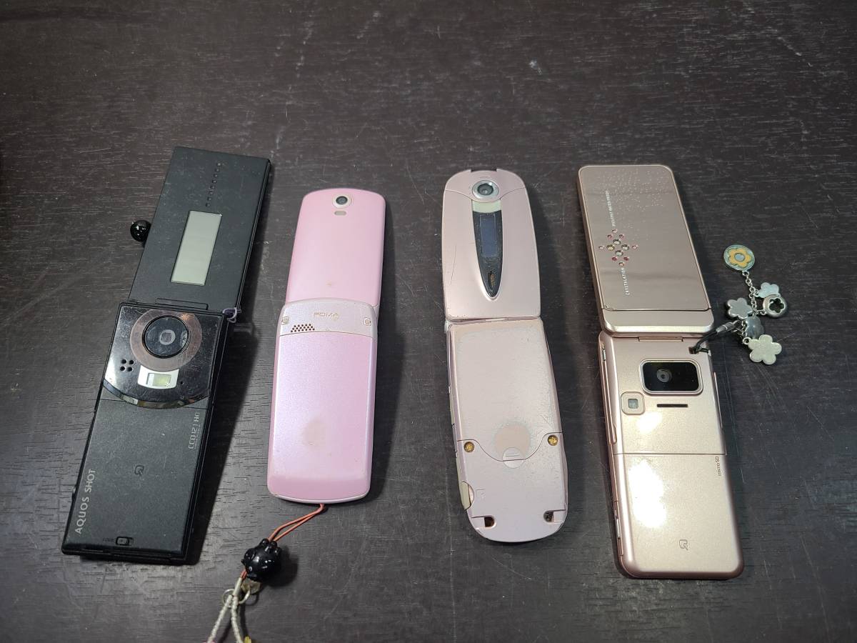 NTTドコモ 折りたたみ携帯電話 まとめて NTT docomo ガラケー 16点まとめ売りセット ○4046Y○ 携帯電話