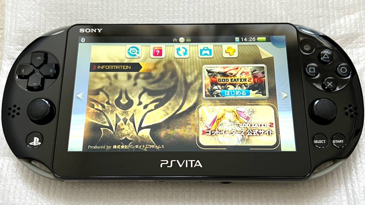 準美品・画面無傷・完品〉PS vita PCH-2000 本体 ゴッドイーター2 
