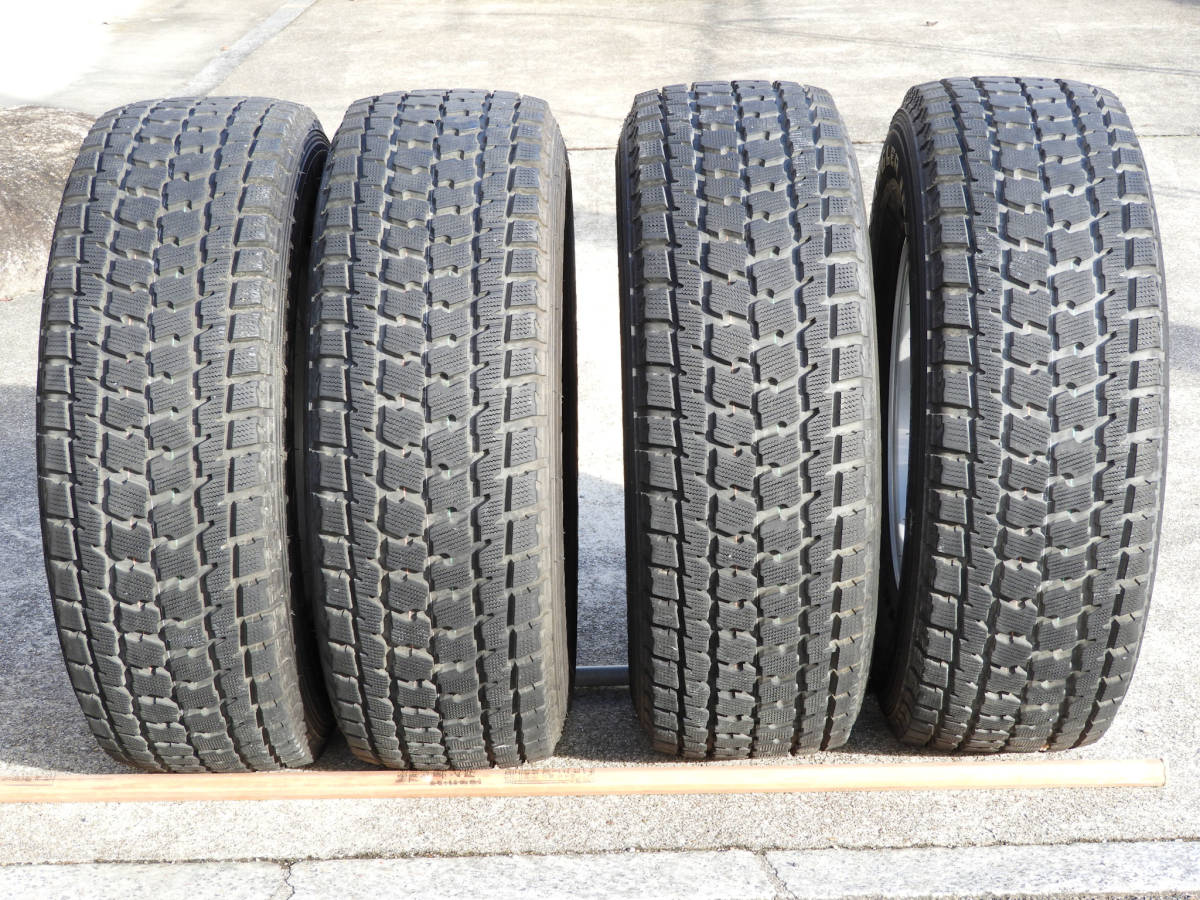 【最終価格】GOODYEAR 265/70R16 バリ溝 19年製 4本 スタッドレス＋アルミホイル◇GOODYEAR WRANGLER 265/70R16◇ CLIFF