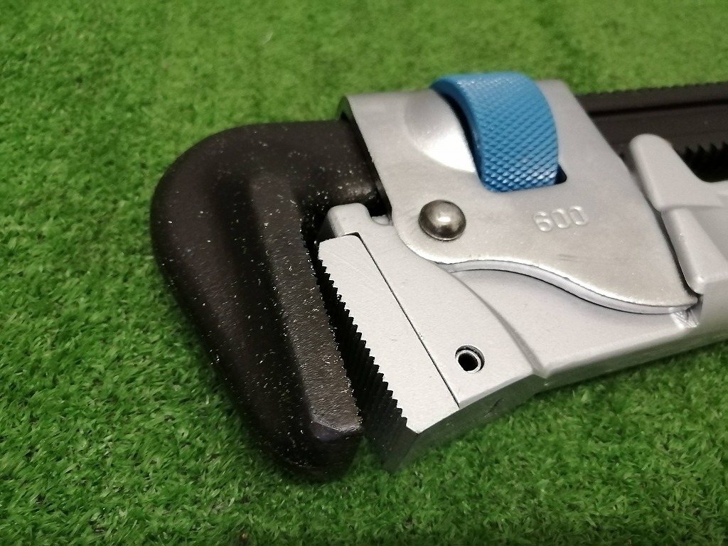 HIT 被覆管用ブルーアルミパイプレンチ | (J型) 被覆管用 ブルー 白管兼用型 被覆管 HIT(ヒット) コーナー アルミ ブルーアルミパイプレンチ パイプレンチ 通販 白管兼用 被覆管用ブルーアルミ