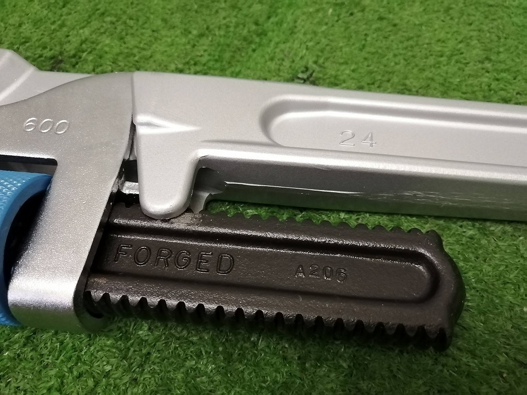 HIT 被覆管用ブルーアルミパイプレンチ | (J型) 被覆管用 ブルー 白管兼用型 被覆管 HIT(ヒット) コーナー アルミ ブルーアルミパイプレンチ パイプレンチ 通販 白管兼用 被覆管用ブルーアルミ