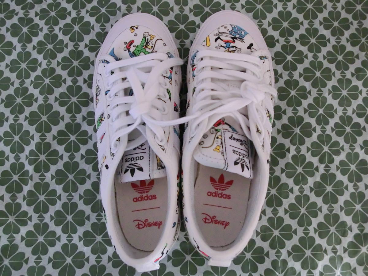 アディダス（adidas） ディズニーコラボ グーフィー スニーカー