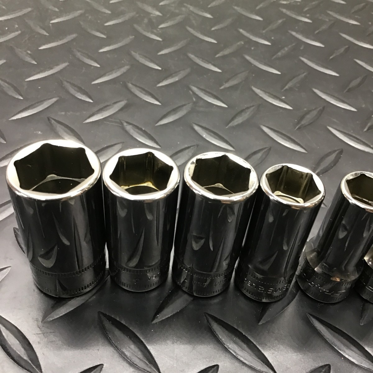 中古Aランク、美品】Snap-on スナップオン 3/8SQ セミディープソケット