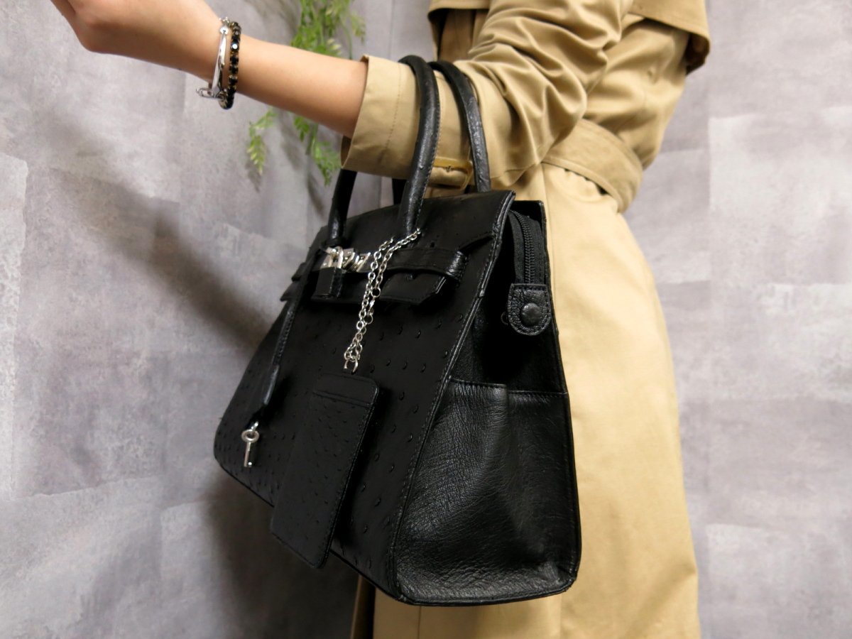 ○未使用 展示品○GENUINE○オーストリッチ 本 だちょう 革○ハンド 