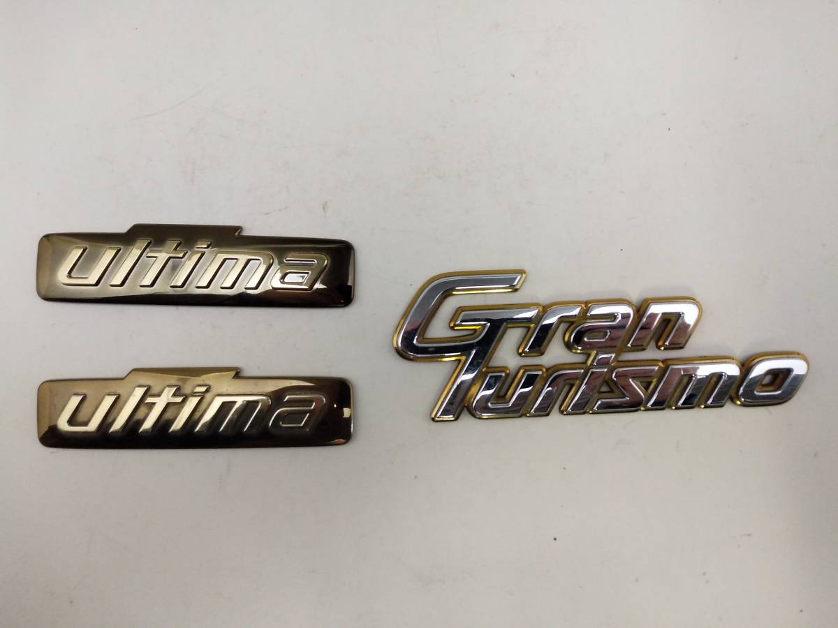 0110-004 中古品☆Y32 純正 グランツーリスモ エンブレム グロリア 