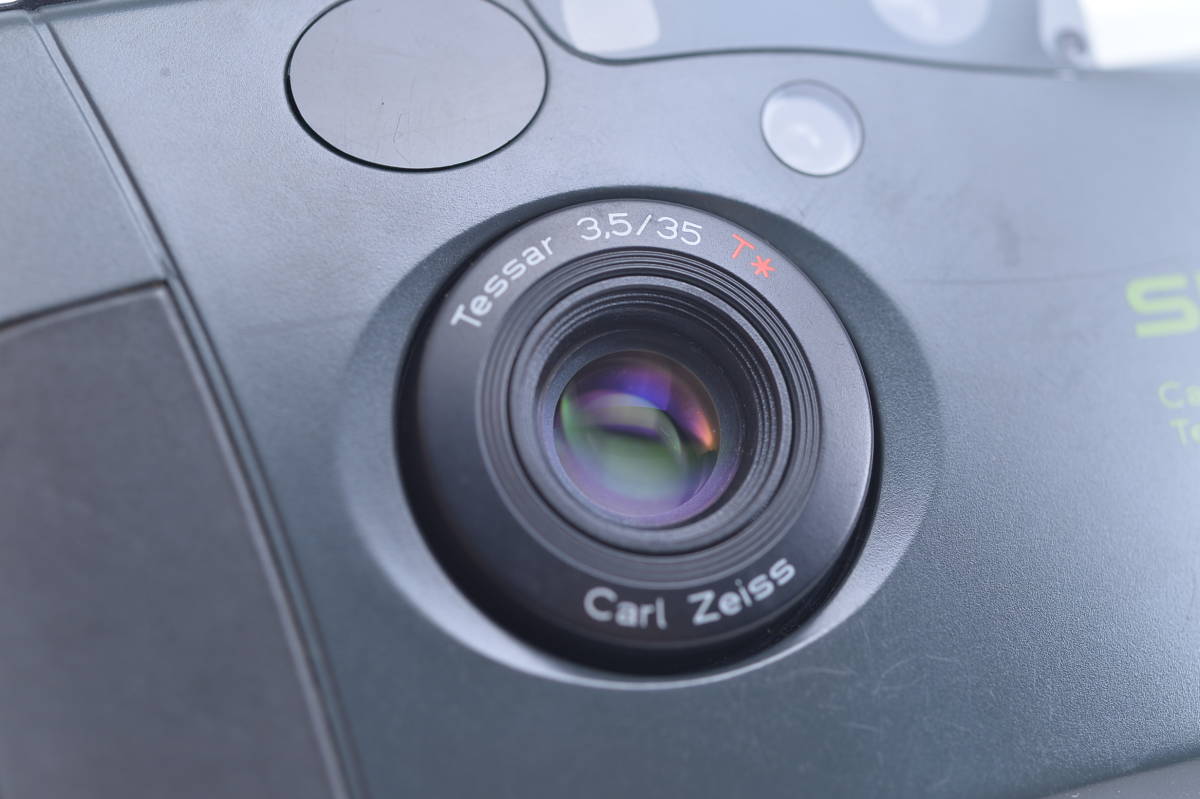 Kyocera T Yashica T4 35mm Slim - Camera Film Carl Zeiss Tessar