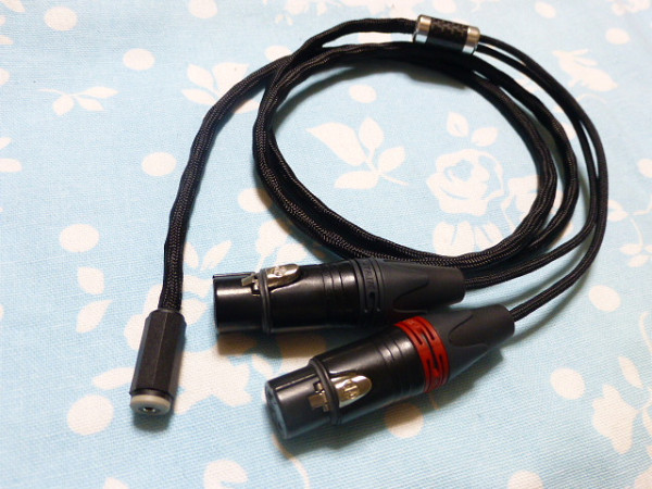 2.5mm4極 (メス) → XLR コネクタ 3ピン ×2 (メス) TEAC UD-301 UD-501 等へ 変換ケーブル MOGAMI 2944 八芯 100cm (カスタム対応可能)
