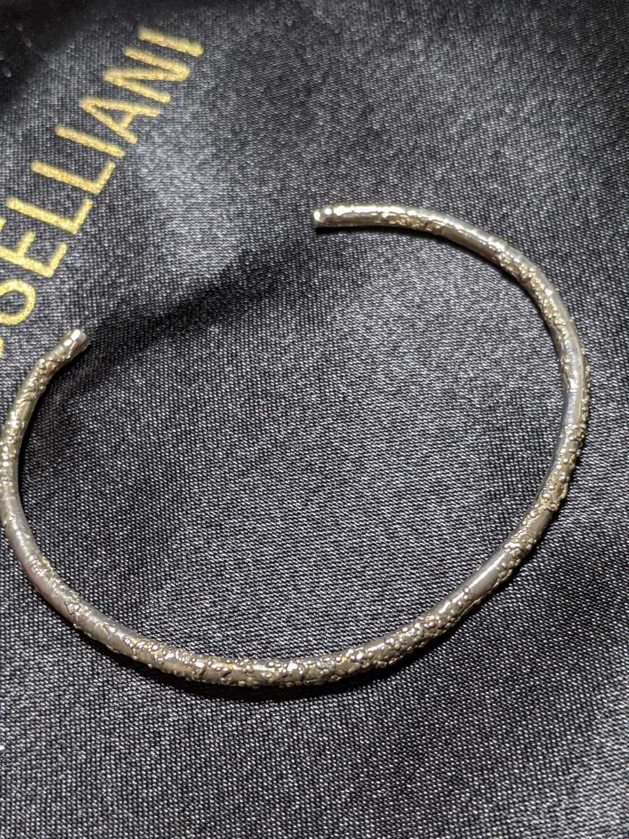 イオッセリアーニ　ブレスレット　IOSSELLIANI イオッセリアーニ バングル シルバー アッシュペーフランス
