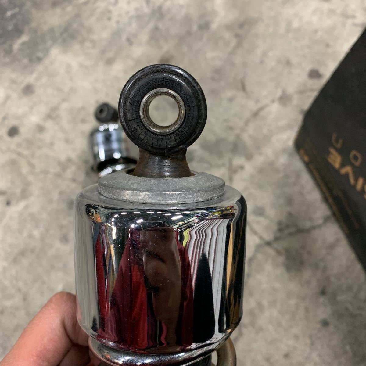 ハーレー ダイナ リアショック プログレッシブ 412-4036 12in