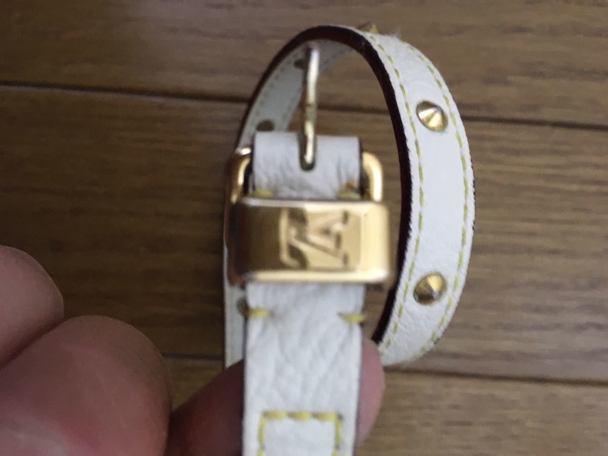 Louis Vuitton レザーブレスレット ホワイト【中古】ヴィトン ルイヴィトン LOUIS VUITTON レザーブレスレット 白 中古品