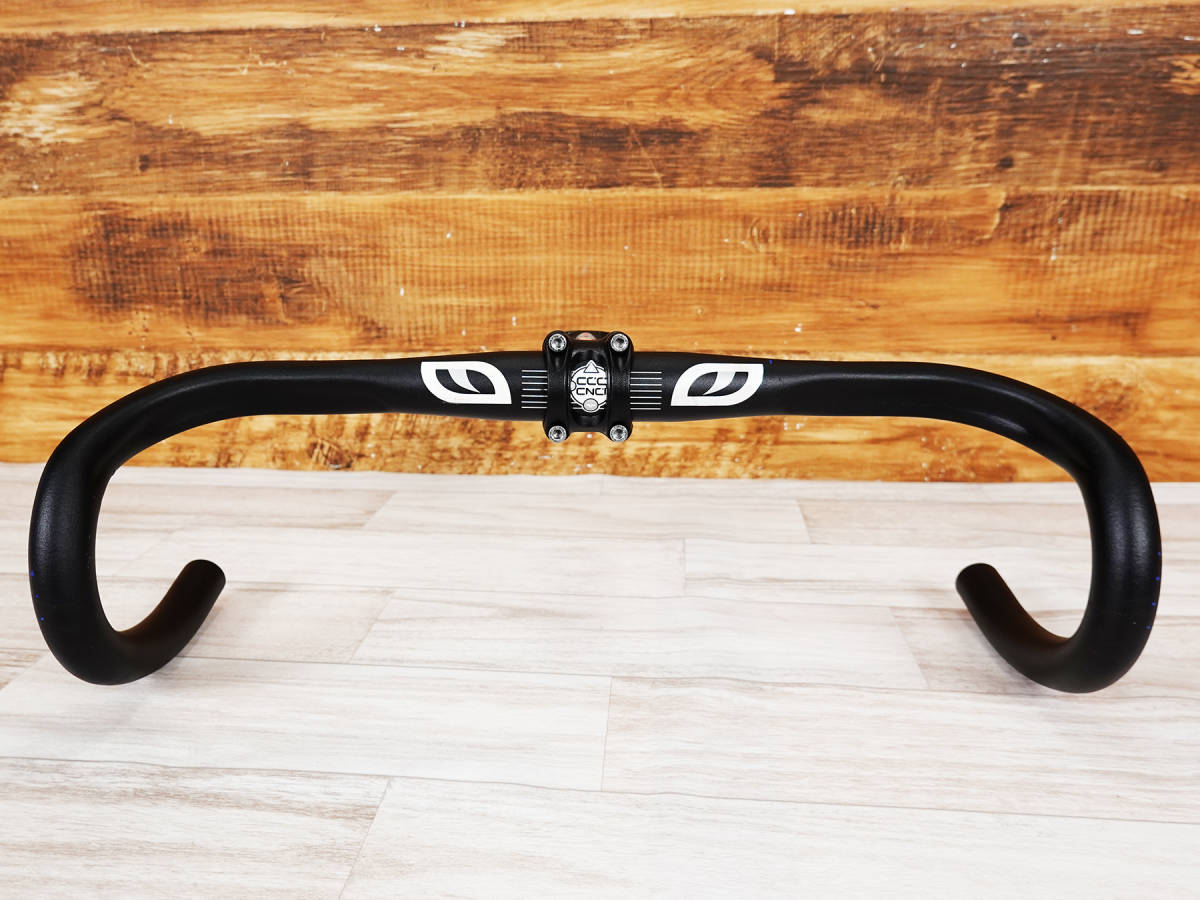 Cintre Guidon Vélo De Route MOST Pinarello - Carbone/Alu 31.8mm 44cm Noir/Blanc/Rouge, Neuf