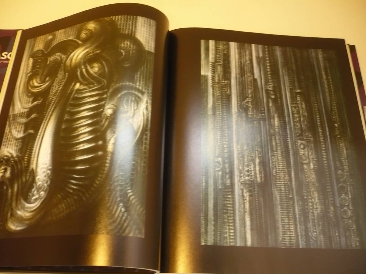H.R. ギーガー画集、作品写真集 WWW HR Giger Com ハードカバー 洋書