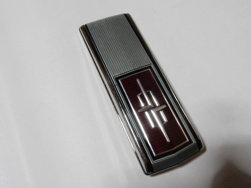 日産 セドリック Y30 ？ 430 ？ 新品 未使用 エンブレム ボンネット
