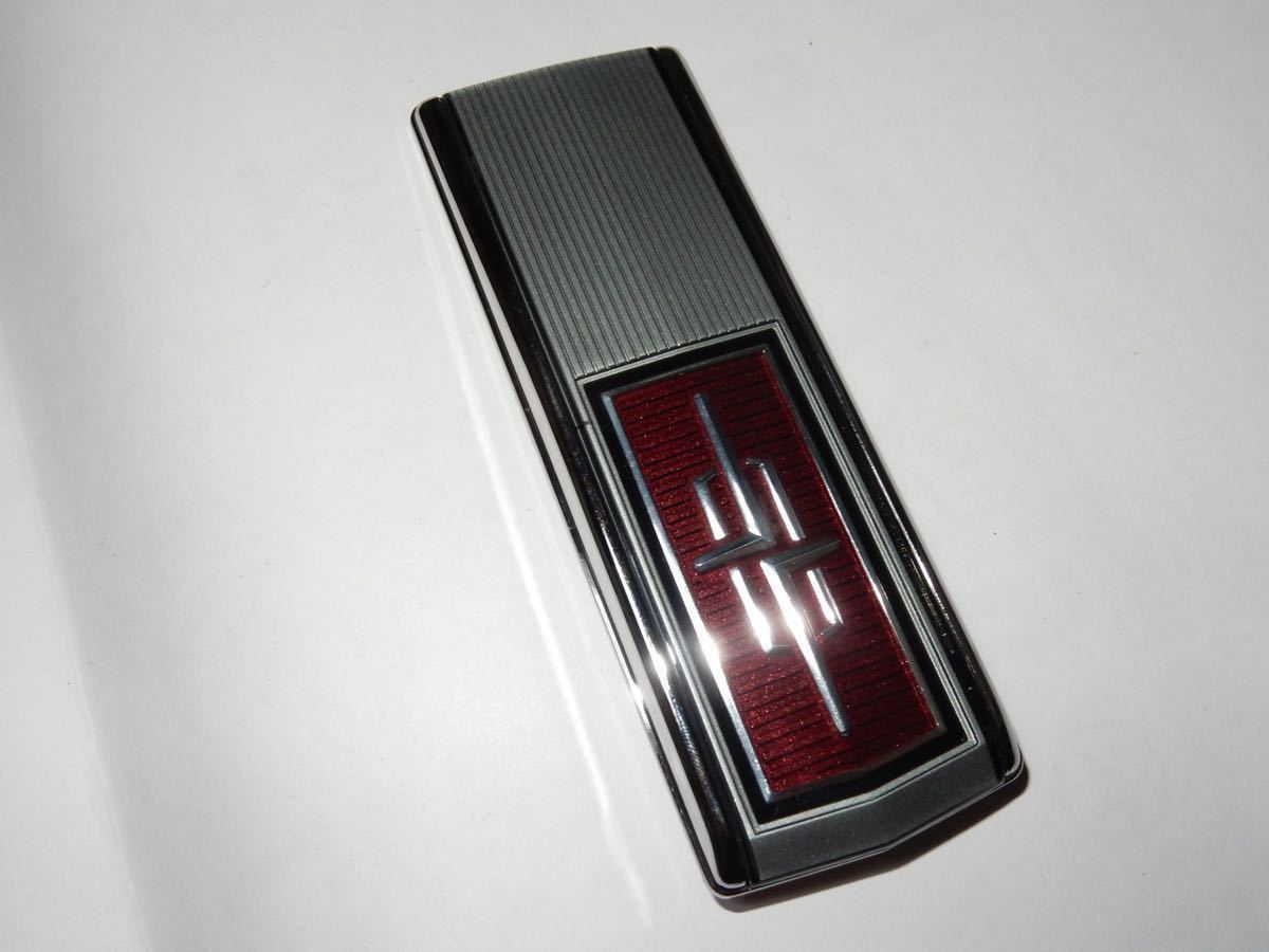 日産 セドリック Y30 ？ 430 ？ 新品 未使用 エンブレム ボンネット