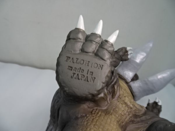 ☆ファルシオン ウラン怪獣 ガボラ 塗装済み完成品 美品 付け替えヒレ