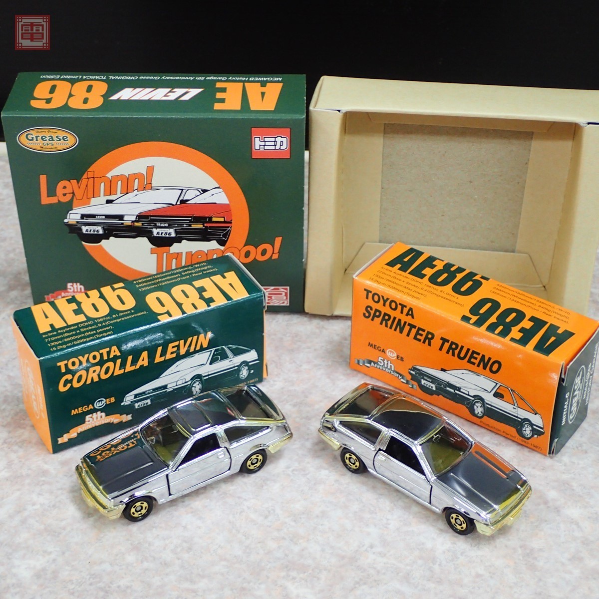 グリース オリジナルトミカ トヨタ AE86 カローラレビン/スプリンター  