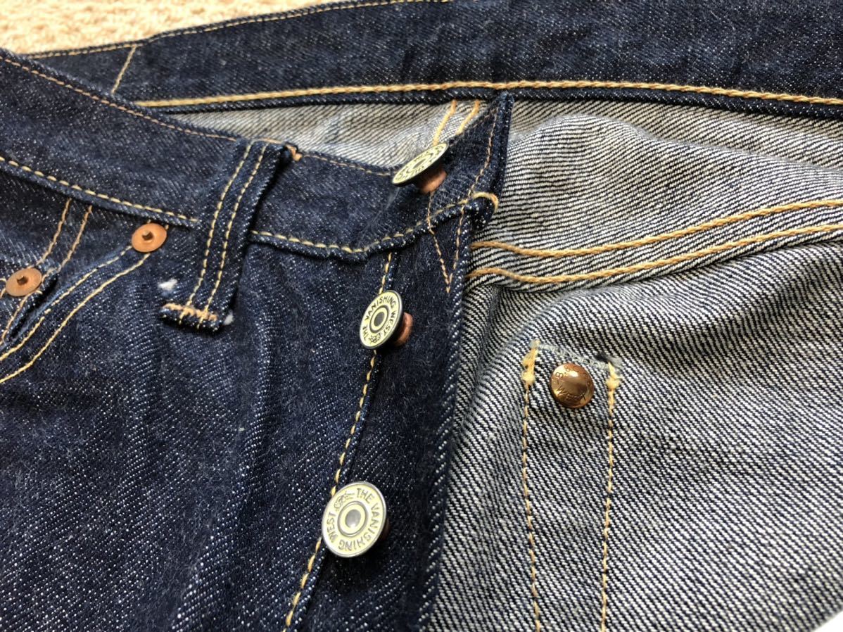 W31 601XX 1947 FREEWHEELERS フリーホイーラーズ　THE VANISHING WEST ジーンズ デニム 0 601XX Freewheelers WEST」モデル名 FREEWHEELERS&frasl;フリーホイーラーズ」「THE Model\u201dLot