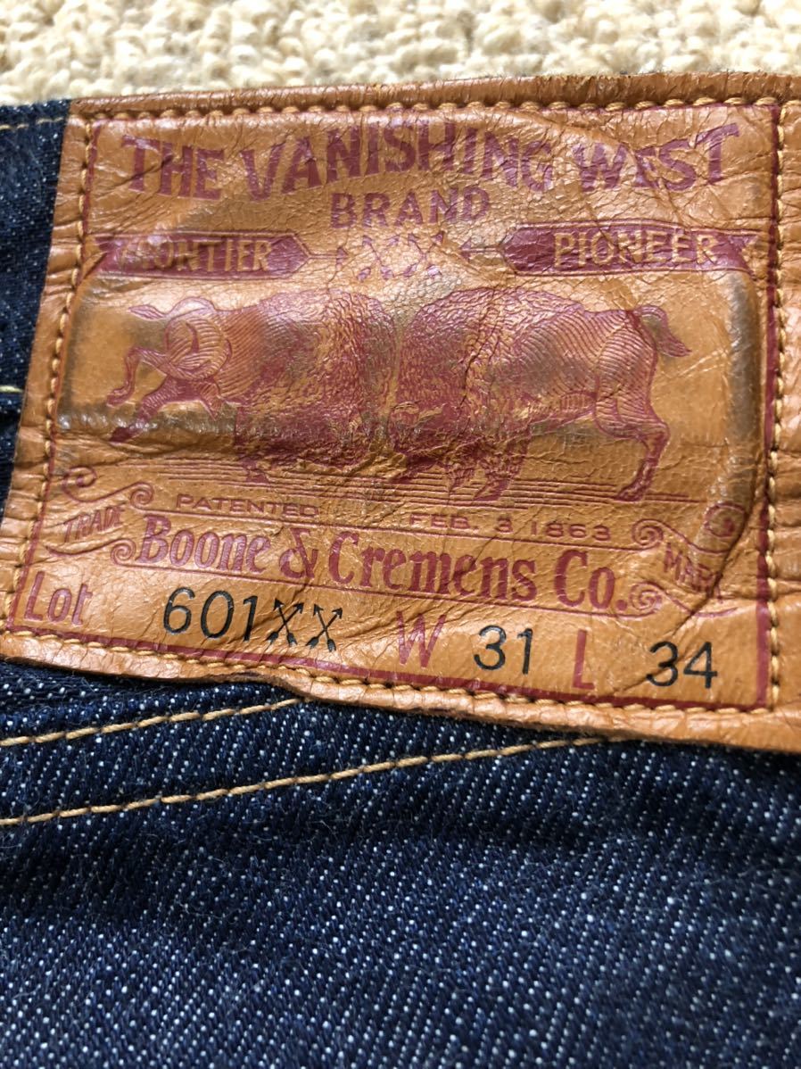 W31 601XX 1947 FREEWHEELERS フリーホイーラーズ　THE VANISHING WEST ジーンズ デニム 0 601XX Freewheelers WEST」モデル名 FREEWHEELERS&frasl;フリーホイーラーズ」「THE Model\u201dLot