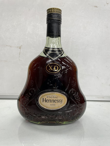 Hennessy　エクストラ　EXTRA　金キャップ　グリーンボトル　箱無し ☆未開栓 ☆古酒 ヘネシーXO グリーンボトル Hennessy 700ml 40
