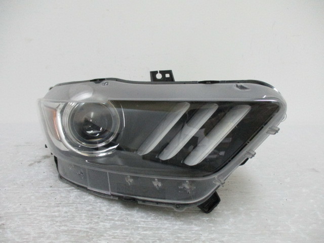 SS3339c マスタング 右ヘッドライト　右ヘッドランプ 