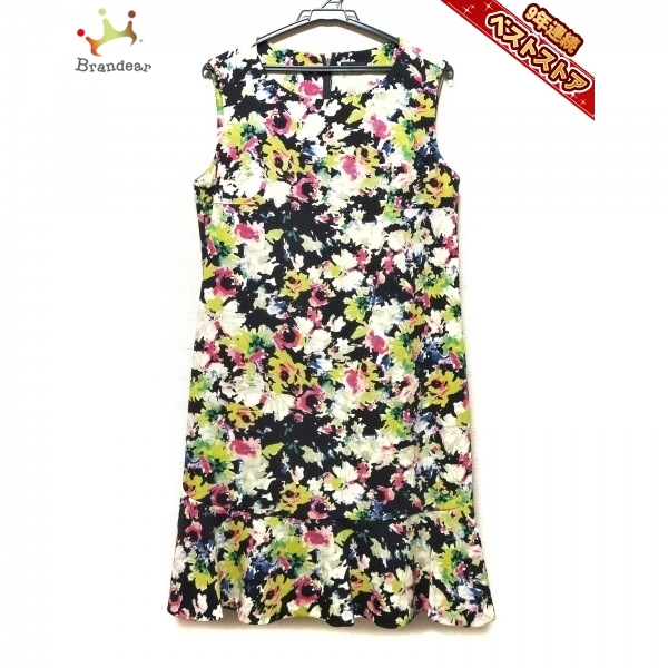 【全国無料，定番】 トゥービーシック TO BE CHIC サイズ46 XL - 黒&times;マルチ レディース クルーネック/ノースリーブ/ひざ丈/花柄 ワンピース(TO BE CHIC)｜売買されたオークション情報、yahooの商品情報をアーカイブ TO BE CHIC