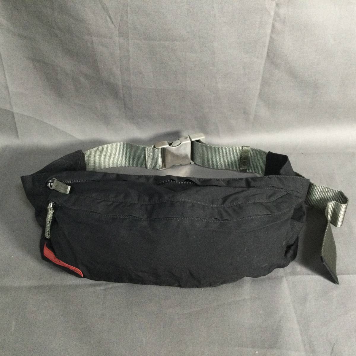 Φ 1/27 198167 PRADA ウエストポーチ Art.4VA107 Mart.Y47 プラダ 