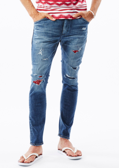 AKM テーパードスリム クラッシュ デニムパンツ バンダナ Wrangler 