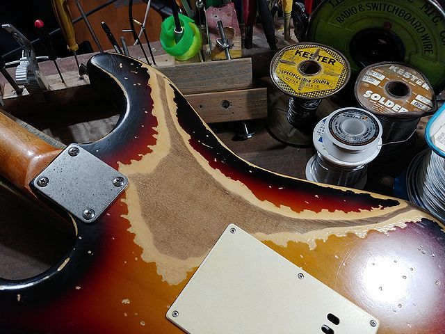 ◎Vintage Reproduction Relic Custom Vintage 3ToneSunburst 