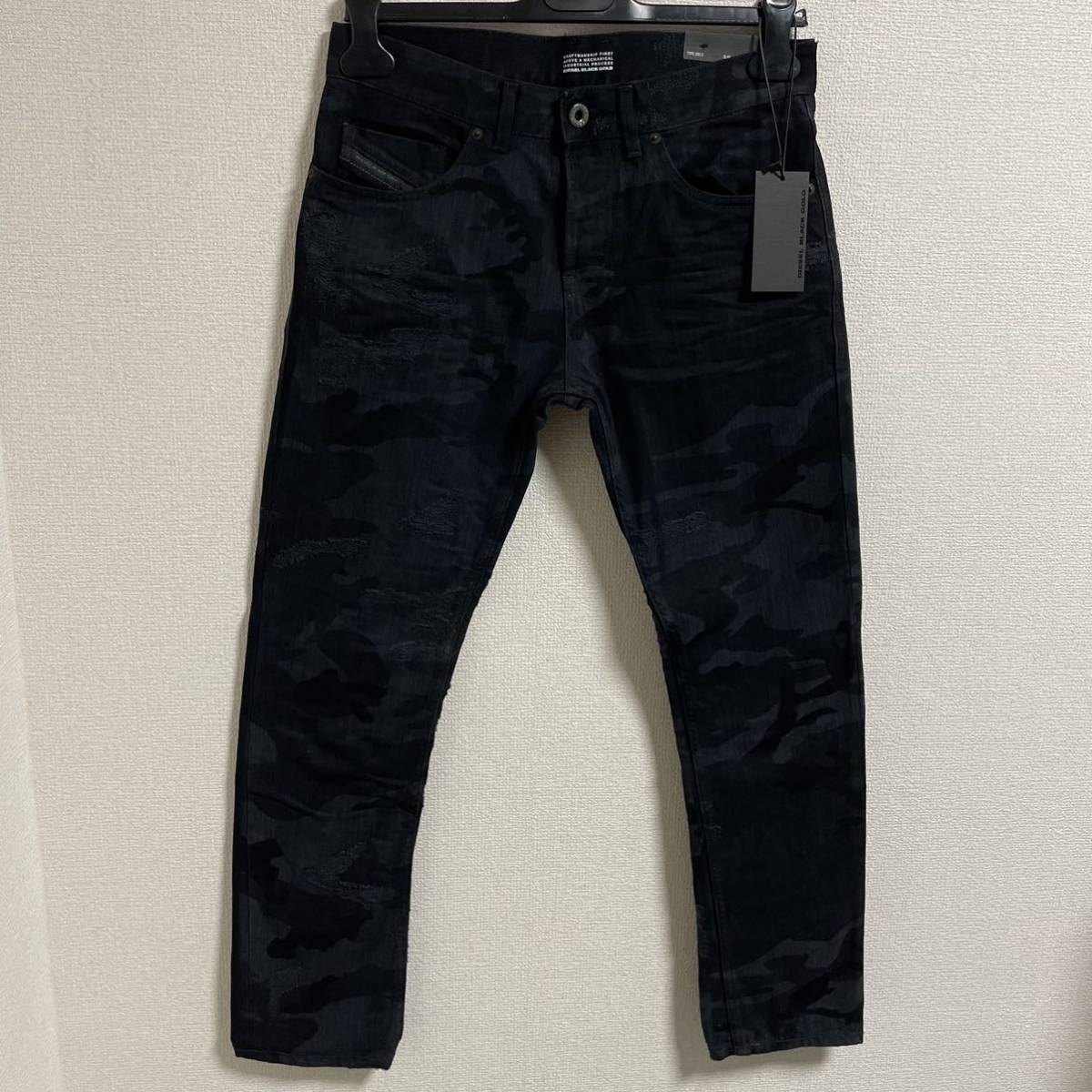 【未使用】DIESEL BLACK GOLD カモフラ柄　デニム ダメージ加工 新品 未使用 タグ付き 人気☆定価52,920円 10dd DIESEL BLACK GOLD
