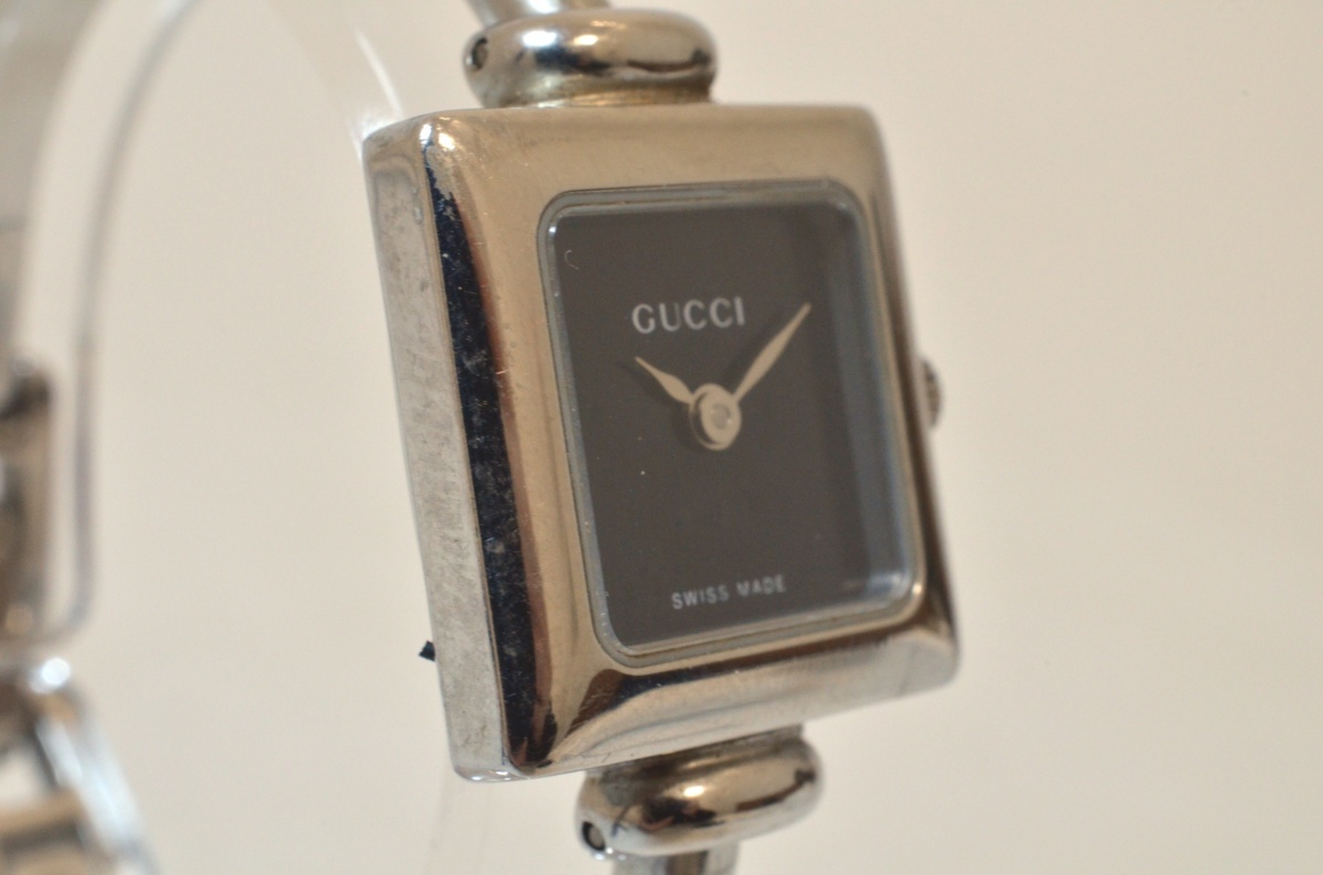 GUCCI グッチ 1900L レディース腕時計 スクエア シルバー 3ATM 1900L
