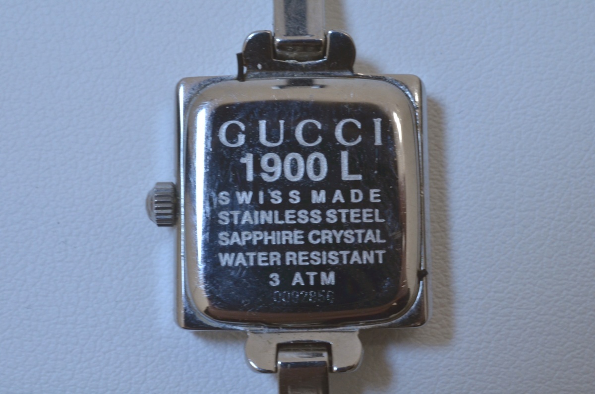 GUCCI グッチ 1900L レディース腕時計 スクエア シルバー 3ATM 1900L