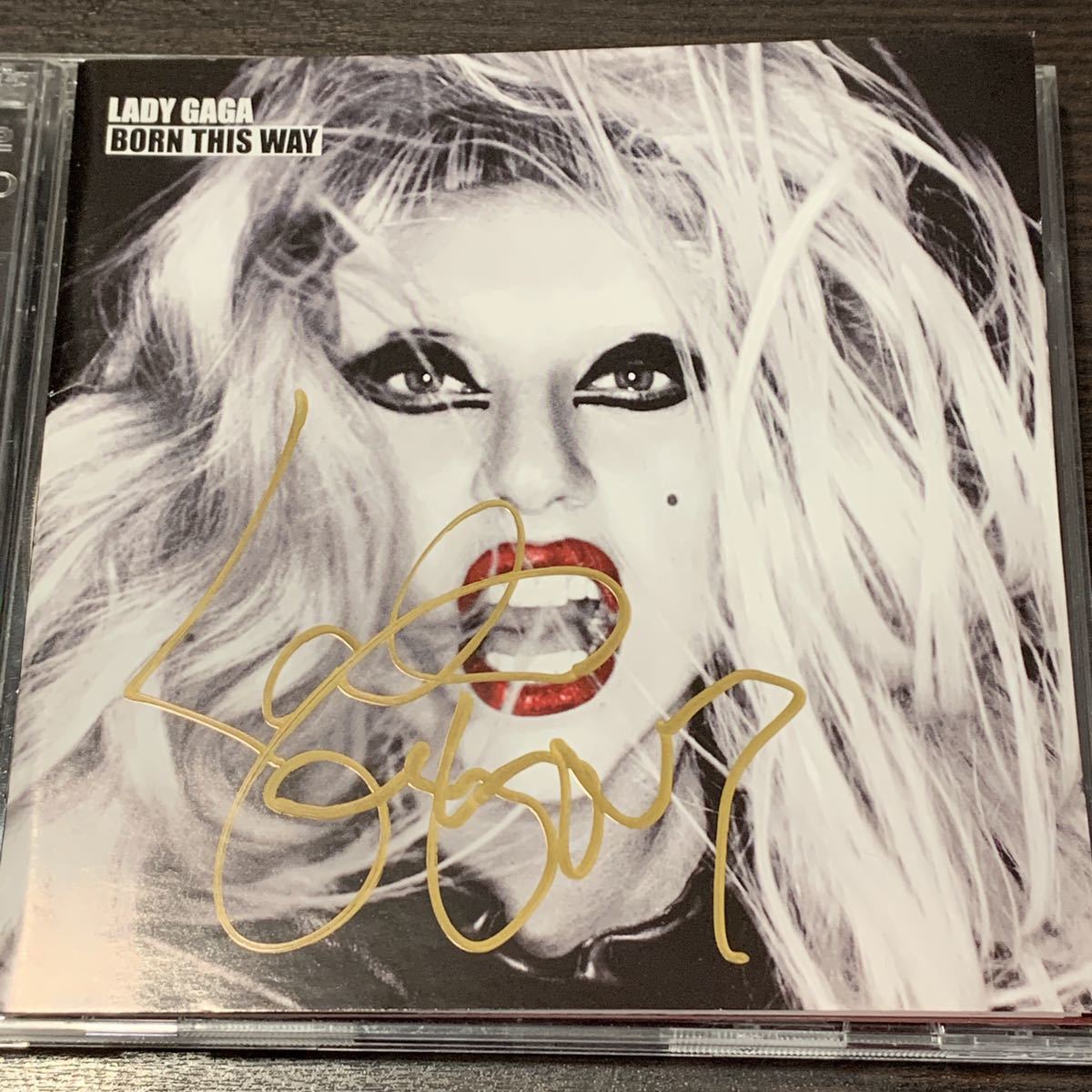 レディー・ガガ サイン入りCD レディー・ガガ MAYHEM バンドル ボーン