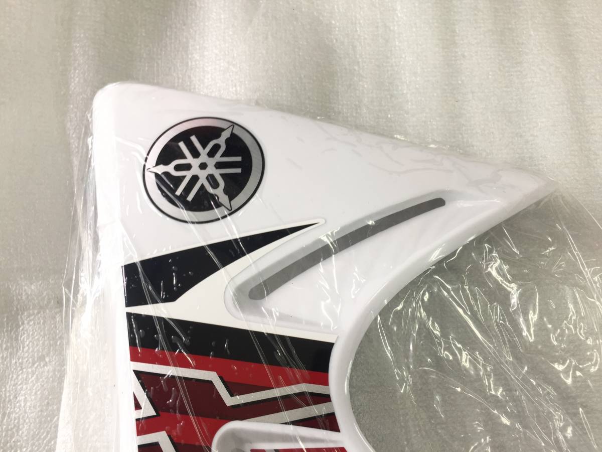 XTZ125 白 新品 ヤマハ純正 タンクシュラウド左 1SB-Y137W-01 - ⁄検索 