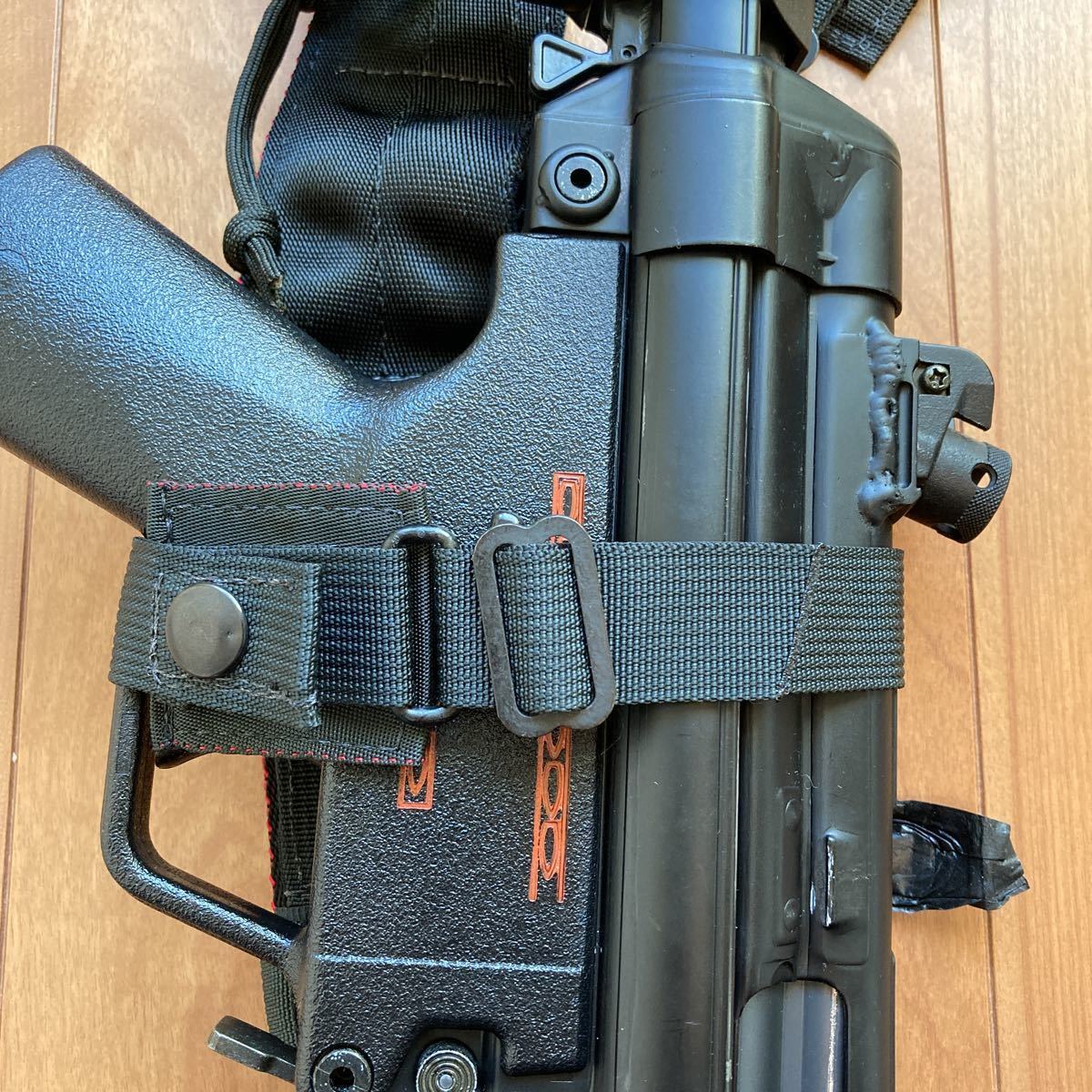 実物 EAGLE社 サブマシンガン ショルダーホルスター MP5k イングラム