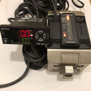 キーエンス FD-MH100A（5M）電極非接液型 電磁式流量センサ 