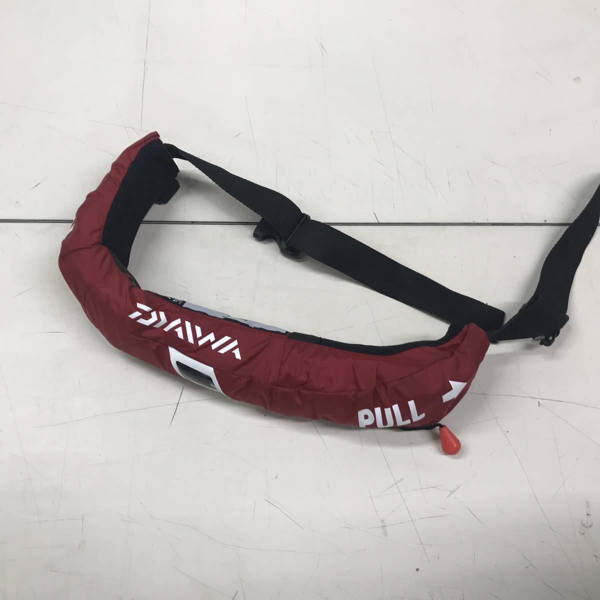 ダイワDF-2205自動膨張式ライフジャケット桜マークありタイプA ダイワ