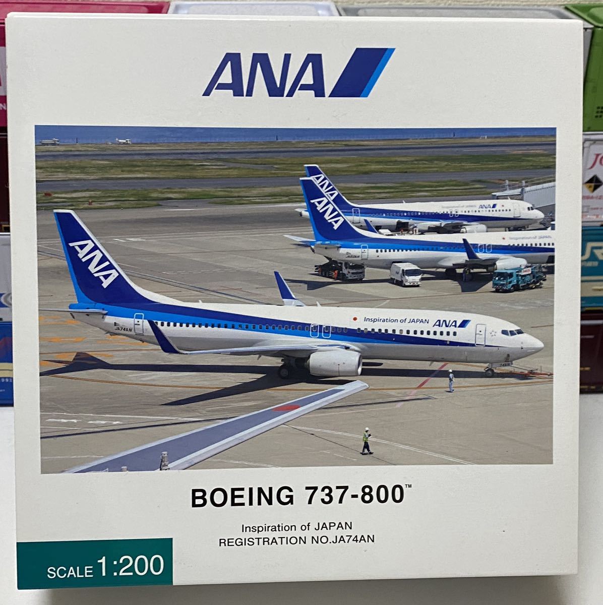 全日空商事 NH20080 ANA 737-800 JA74AN 1/200 ご覧いただきまして